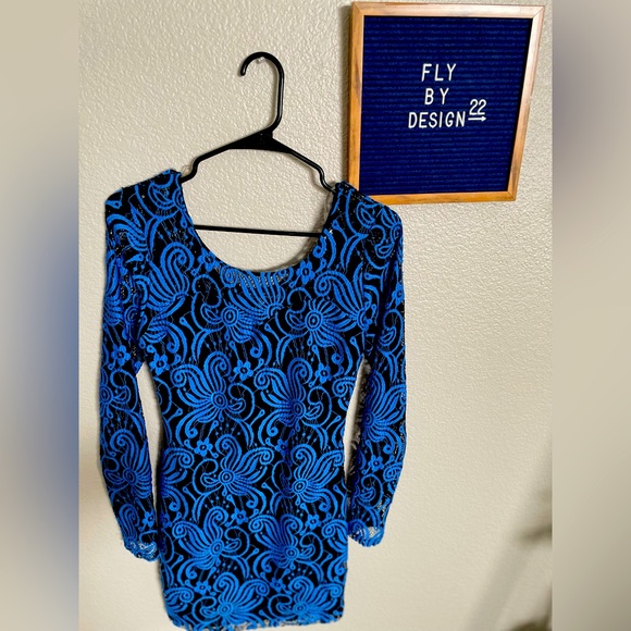 🔥 Gorgeous EUC Charlotte Russe Dress - Picture 2 of 4